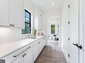 6501 36TH Street N, Arlington VA 22213