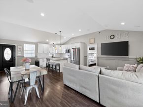 41 Stream Lane, Levittown PA 19055