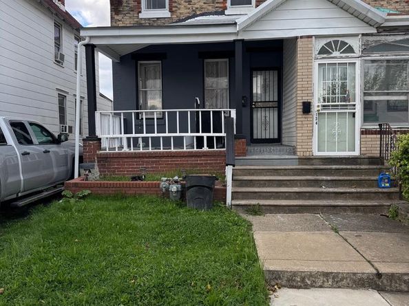 132 Walnut Street, Colwyn PA 19023