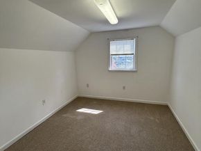 212 Apple Street, Levittown PA 19057