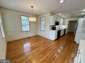 212 Apple Street, Levittown PA 19057