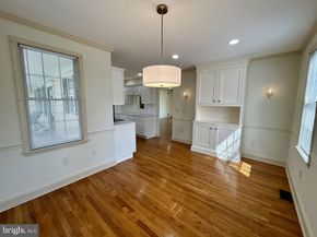 212 Apple Street, Levittown PA 19057