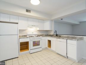 944 New Market Street, Philadelphia PA 19123
