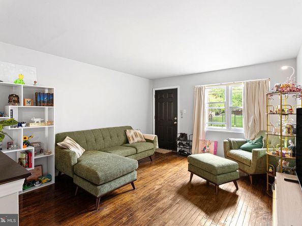 944 New Market Street, Philadelphia PA 19123