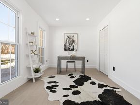 12011 Meadowville Court, Herndon VA 20170