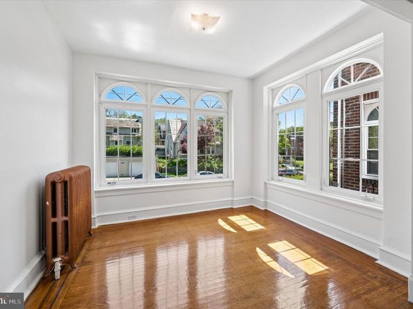 219 W Sedgwick Street, Philadelphia PA 19119