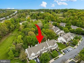 214 Brookdale Court, Dresher PA 19025