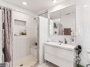250 S 17TH Street 700, Philadelphia PA 19103