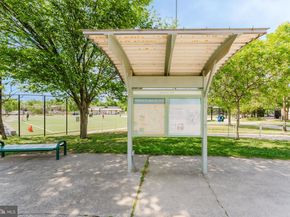 2725 S Walter Reed Drive B, Arlington VA 22206