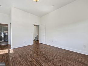 1111 W Street NW 12, Washington DC 20009