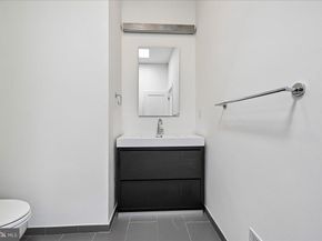 1111 W Street NW 12, Washington DC 20009
