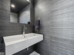 1111 W Street NW 12, Washington DC 20009
