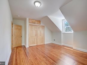 29 Pelham Road, Philadelphia PA 19119