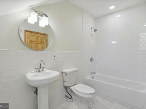 29 Pelham Road, Philadelphia PA 19119