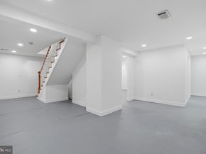 29 Pelham Road, Philadelphia PA 19119