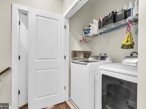 423 Nottoway Walk, Alexandria VA 22304