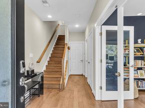 423 Nottoway Walk, Alexandria VA 22304