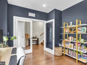 423 Nottoway Walk, Alexandria VA 22304