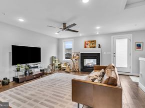 423 Nottoway Walk, Alexandria VA 22304
