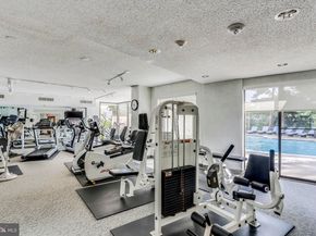 1101 S Arlington Ridge Road 913, Arlington VA 22202