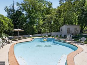 1912 Cobden Road, Glenside PA 19038