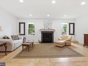 10126 Turnberry Place, Oakton VA 22124