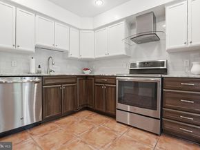 10126 Turnberry Place, Oakton VA 22124