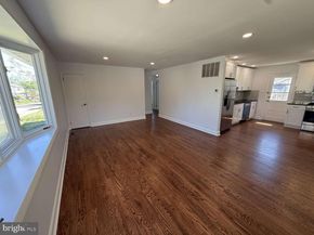 1619 Fitzwatertown Road, Willow Grove PA 19090