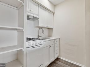 2101 Chestnut Street 1610, Philadelphia PA 19103