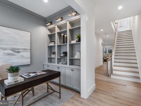 629 N Lincoln Street N, Arlington VA 22201