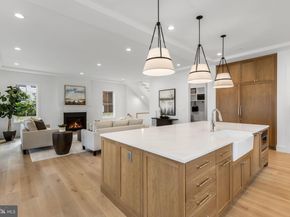 629 N Lincoln Street N, Arlington VA 22201