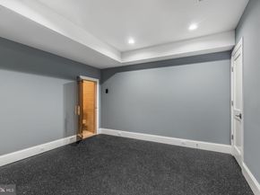629 N Lincoln Street N, Arlington VA 22201