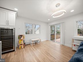 515 Woodland Court NW, Vienna VA 22180