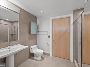 1133 14TH Street NW 404, Washington DC 20005