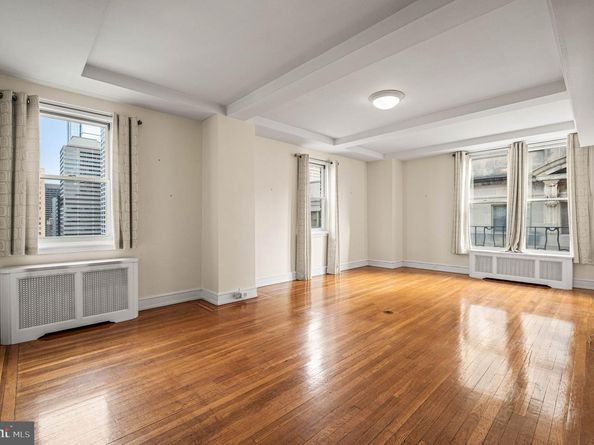 1901 Walnut Street 17F, Philadelphia PA 19103