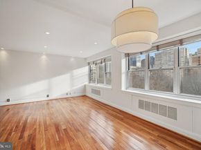 220 W Rittenhouse Square 8B, Philadelphia PA 19103