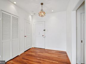 220 W Rittenhouse Square 8B, Philadelphia PA 19103