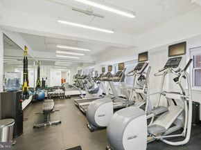 220 W Rittenhouse Square 8B, Philadelphia PA 19103