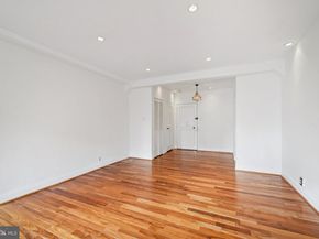 220 W Rittenhouse Square 8B, Philadelphia PA 19103