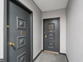 220 W Rittenhouse Square 8B, Philadelphia PA 19103