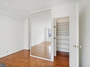 220 W Rittenhouse Square 8B, Philadelphia PA 19103