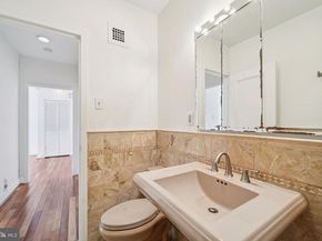 220 W Rittenhouse Square 8B, Philadelphia PA 19103