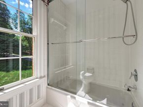 8014 Greenwich Woods Drive, Mclean VA 22102