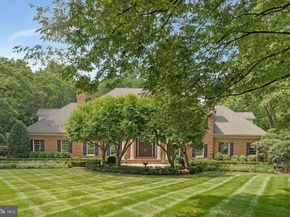 8014 Greenwich Woods Drive, Mclean VA 22102