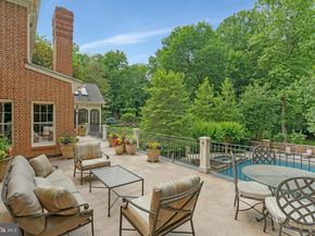 8014 Greenwich Woods Drive, Mclean VA 22102