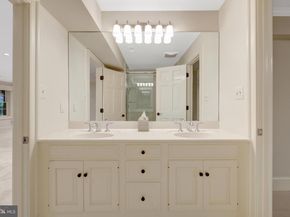 8014 Greenwich Woods Drive, Mclean VA 22102