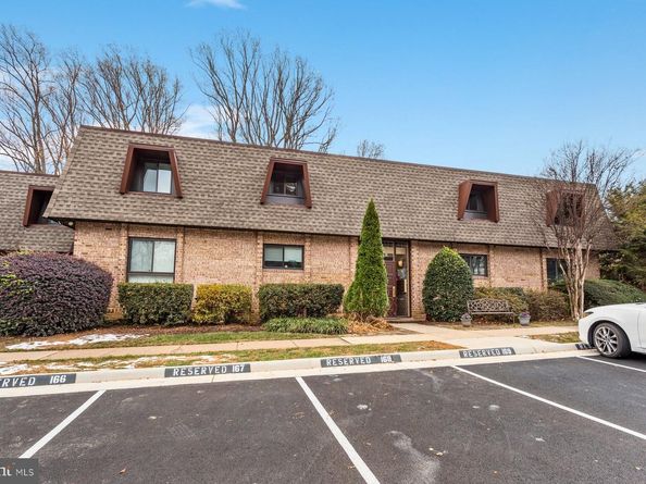 11611 Vantage Hill Road 1A, Reston VA 20190