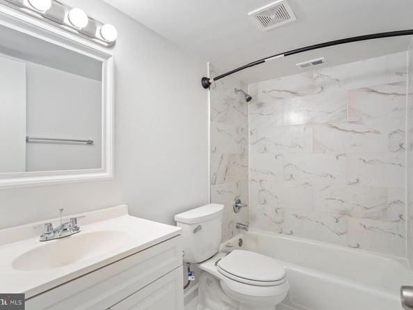 11611 Vantage Hill Road 1A, Reston VA 20190