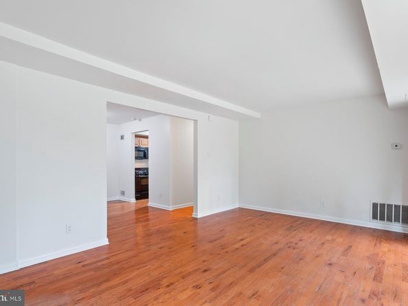 11611 Vantage Hill Road 1A, Reston VA 20190