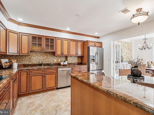 8101 Connecticut Avenue C601, Chevy Chase MD 20815